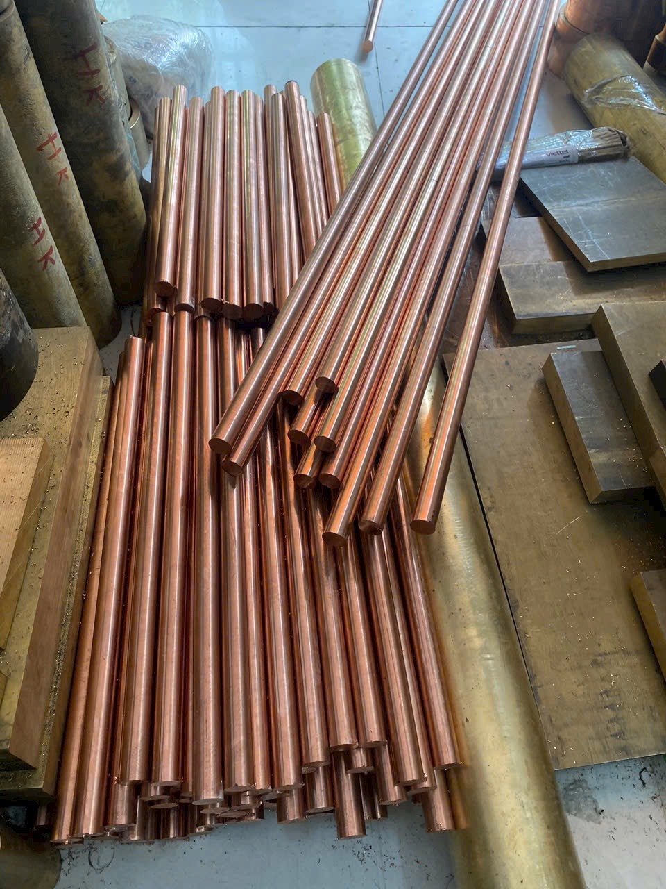 Đồng Đỏ Phi 28 dong do thanh tron