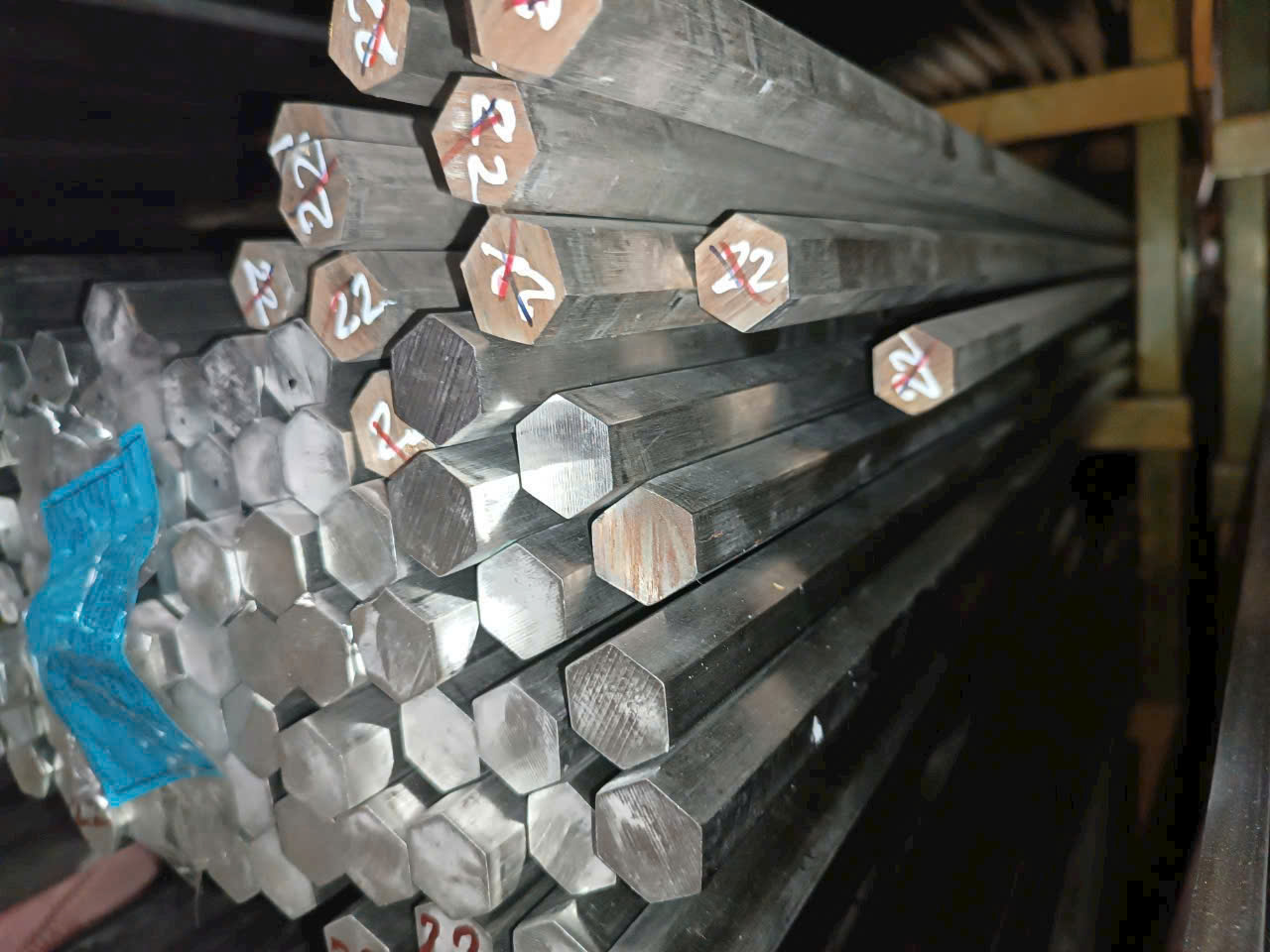 Inox Lục Giác inox luc giac